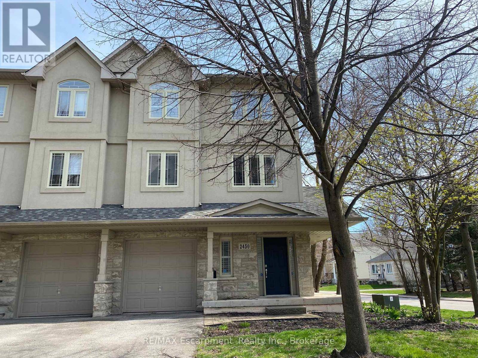 Burlington (brant), ON L7R3K1,2430 SECOND STREET