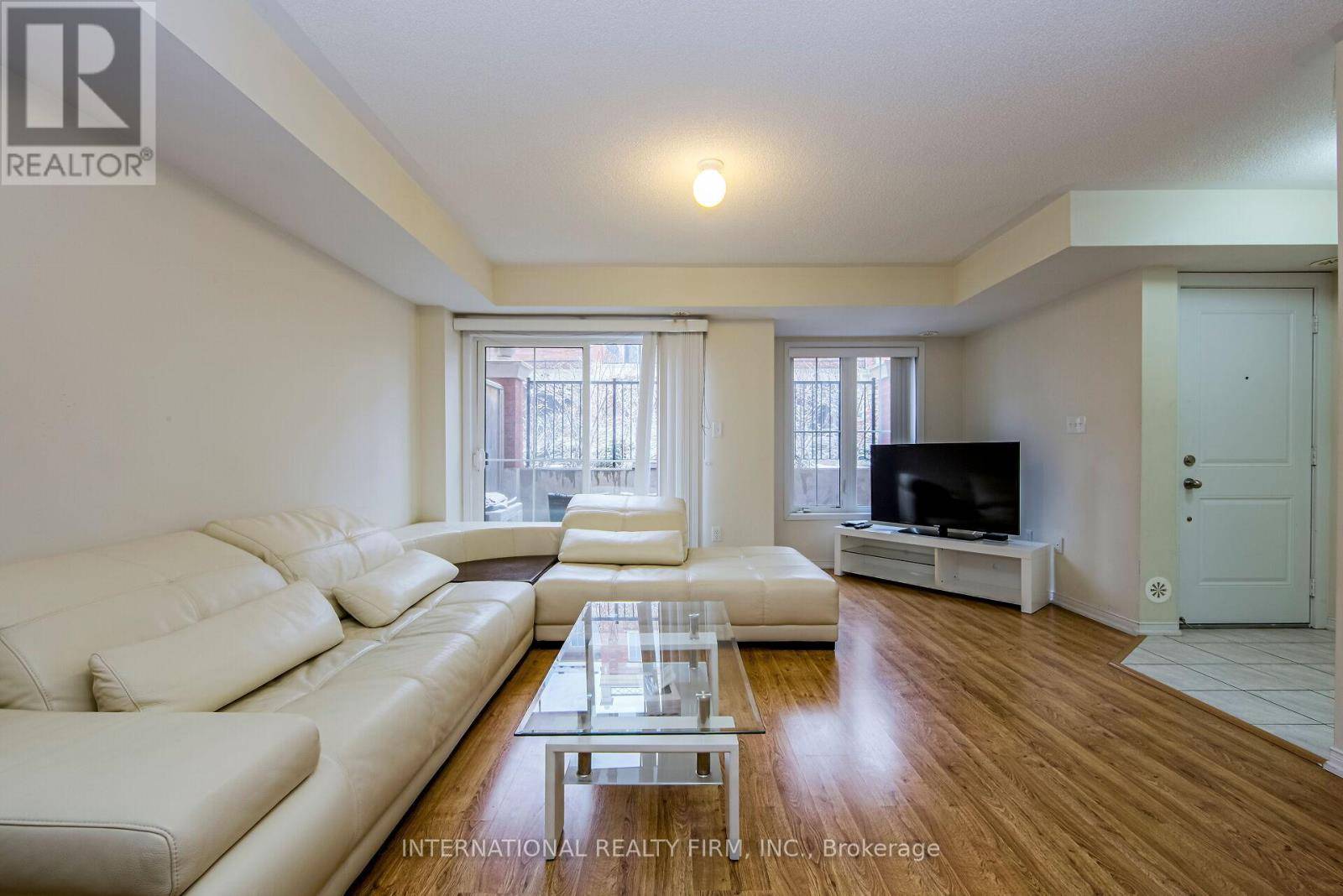 Oakville (ro River Oaks), ON L6H0K1,2488 Post RD #21
