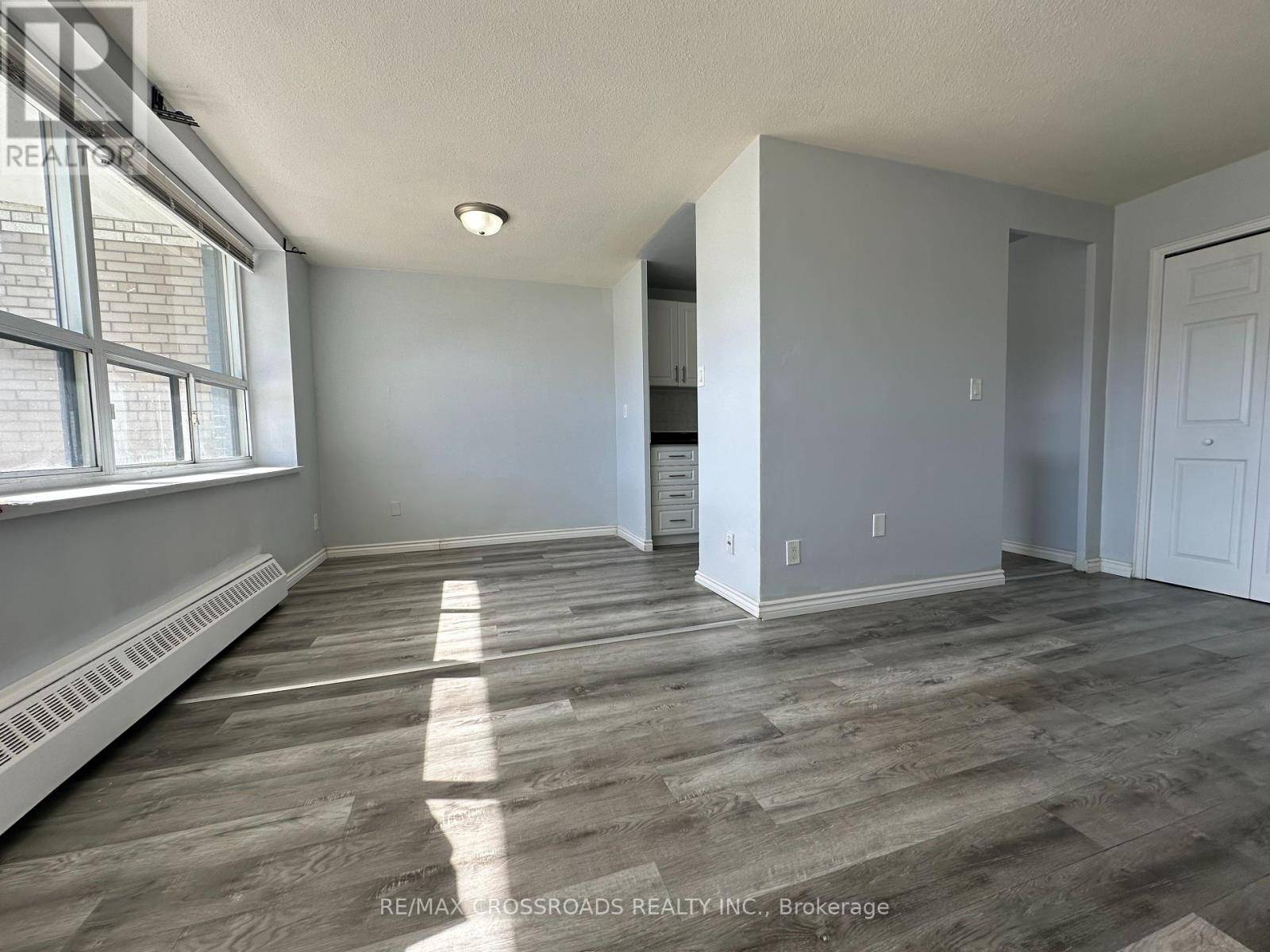 Mississauga (lakeview), ON L5G1H7,363 Lakeshore RD East #102