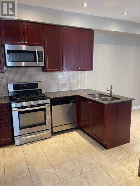 Oakville (wm Westmount), ON L6M0J3,2449 GRAND OAK TRAIL