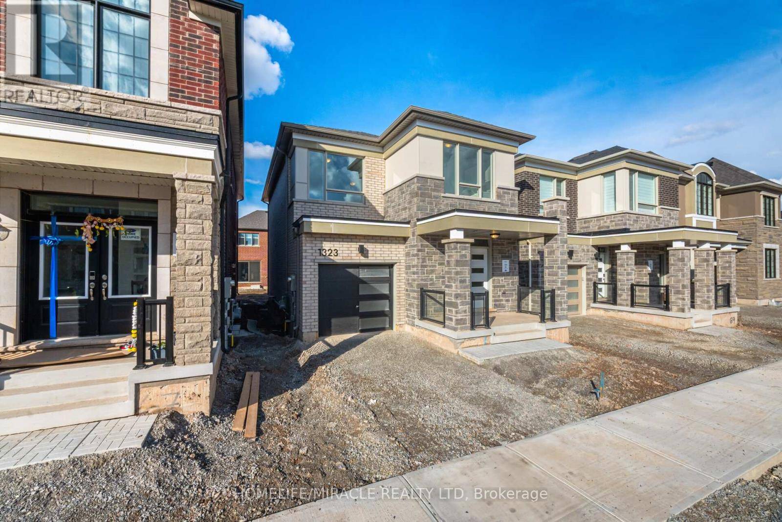Milton (bw Bowes), ON L9E2E4,1323 TEMPERANCE CRESCENT