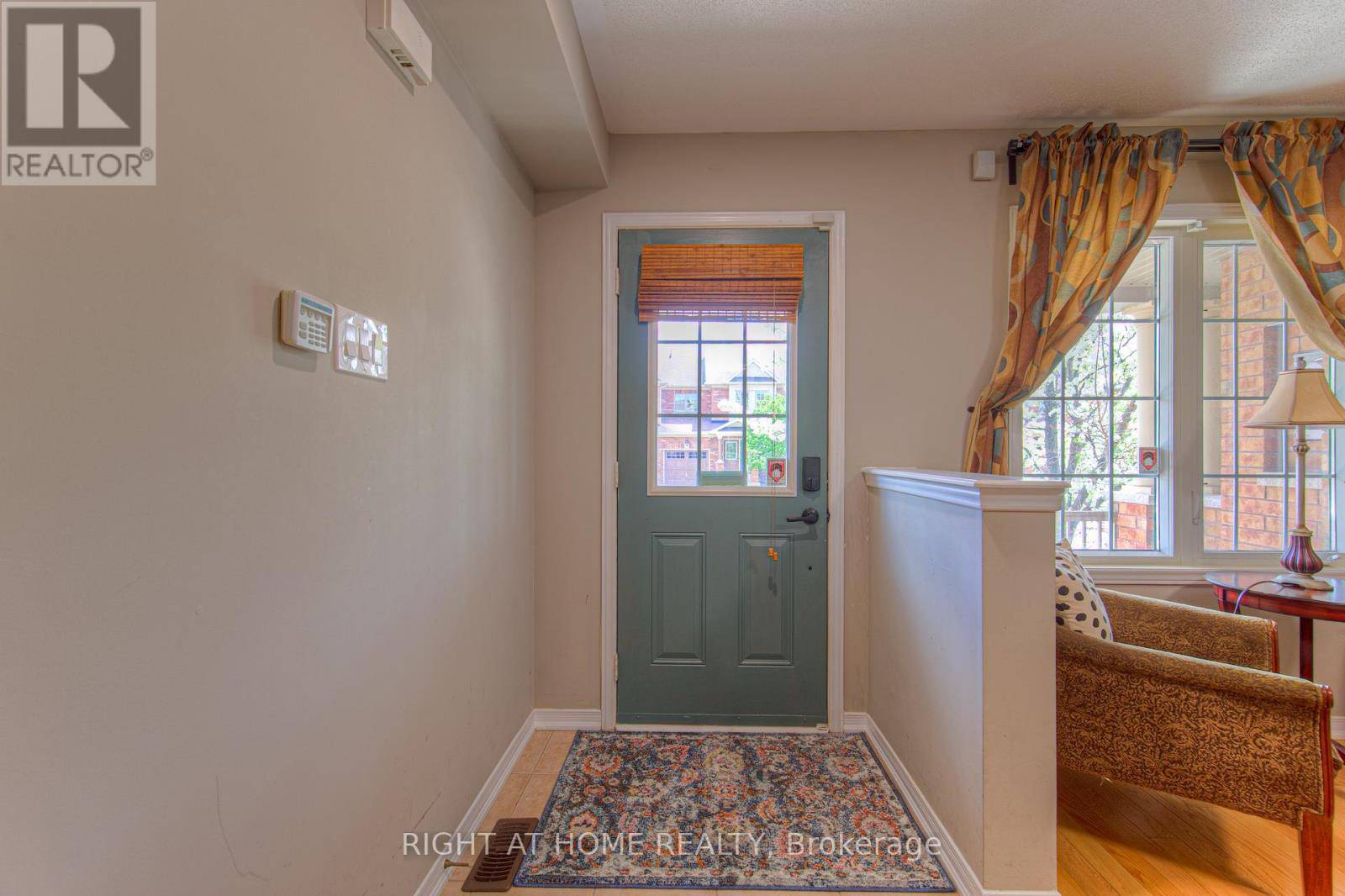Milton (sc Scott), ON L9T0V4,131 LAVERY HEIGHTS