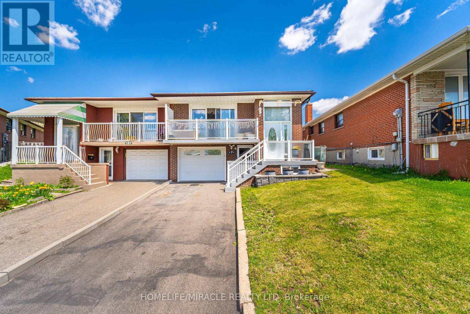 Toronto (west Humber-clairville), ON M9V1S2,7 TAMARISK DRIVE