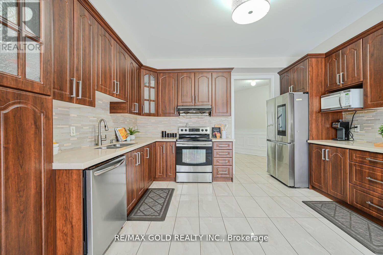 Brampton (bram East), ON L6P1Z8,37 REDWILLOW ROAD