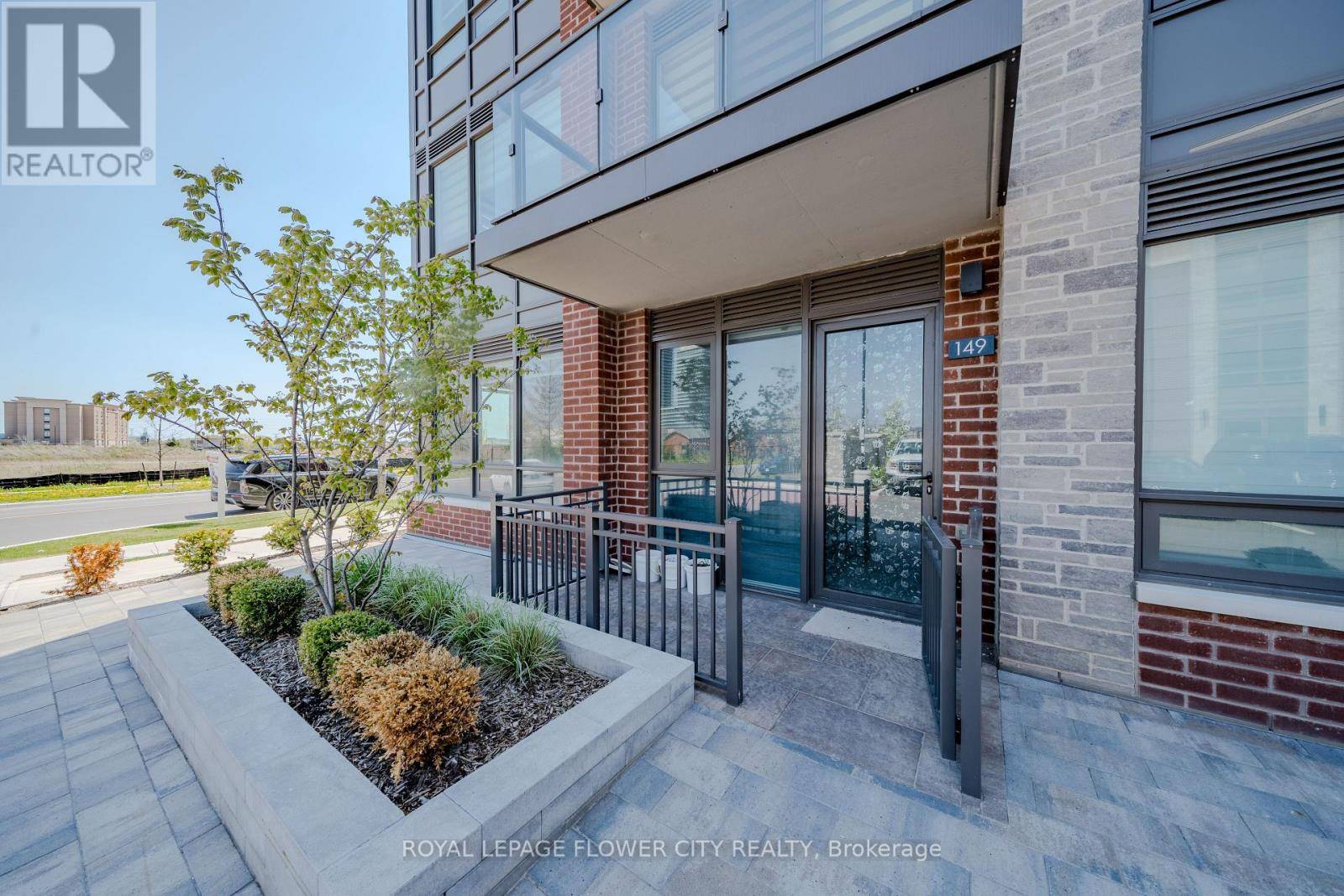 Brampton (bram East), ON L6P0Y6,65 Attmar DR #149