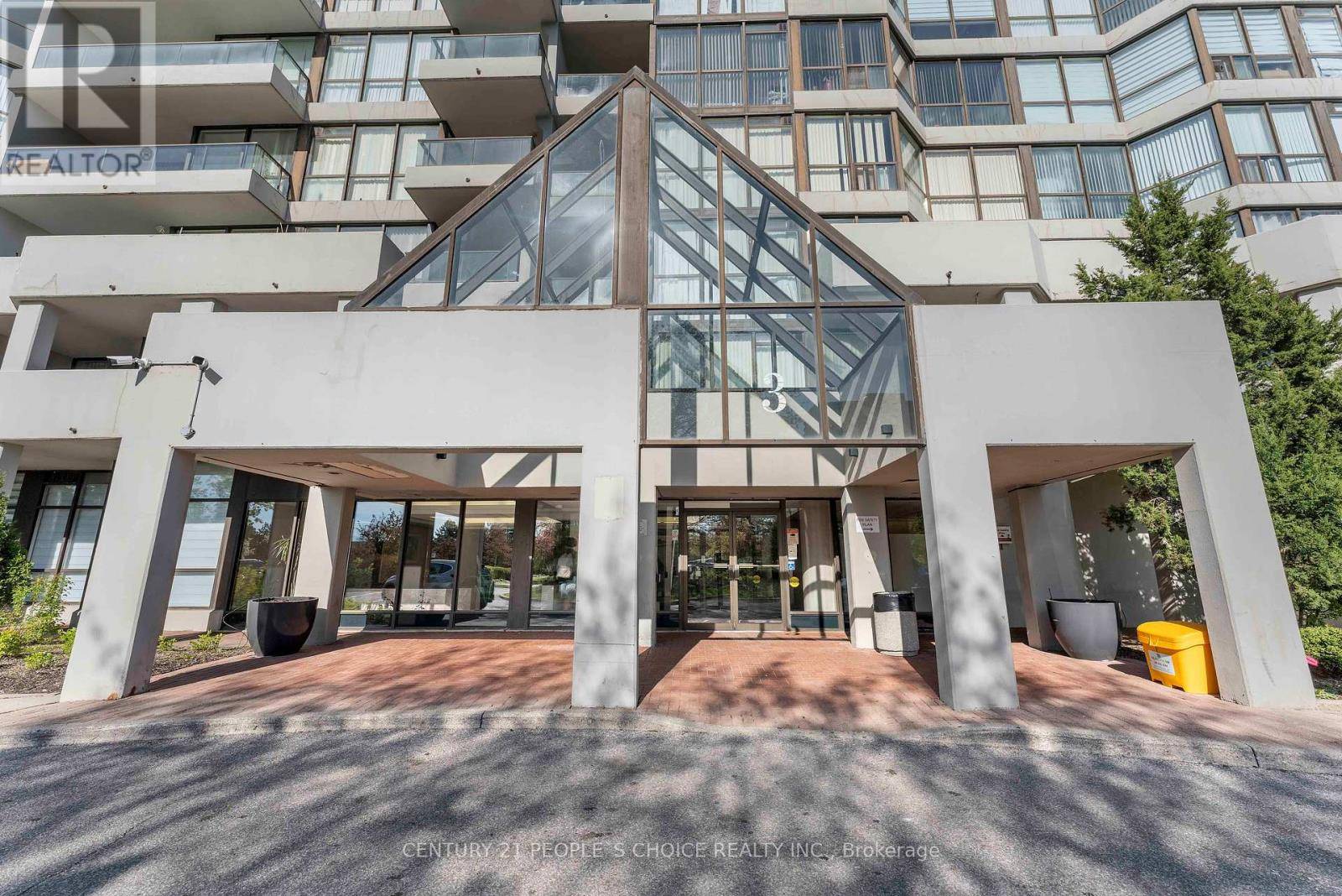 Toronto (mount Olive-silverstone-jamestown), ON M9V5G8,3 Rowntree RD #904