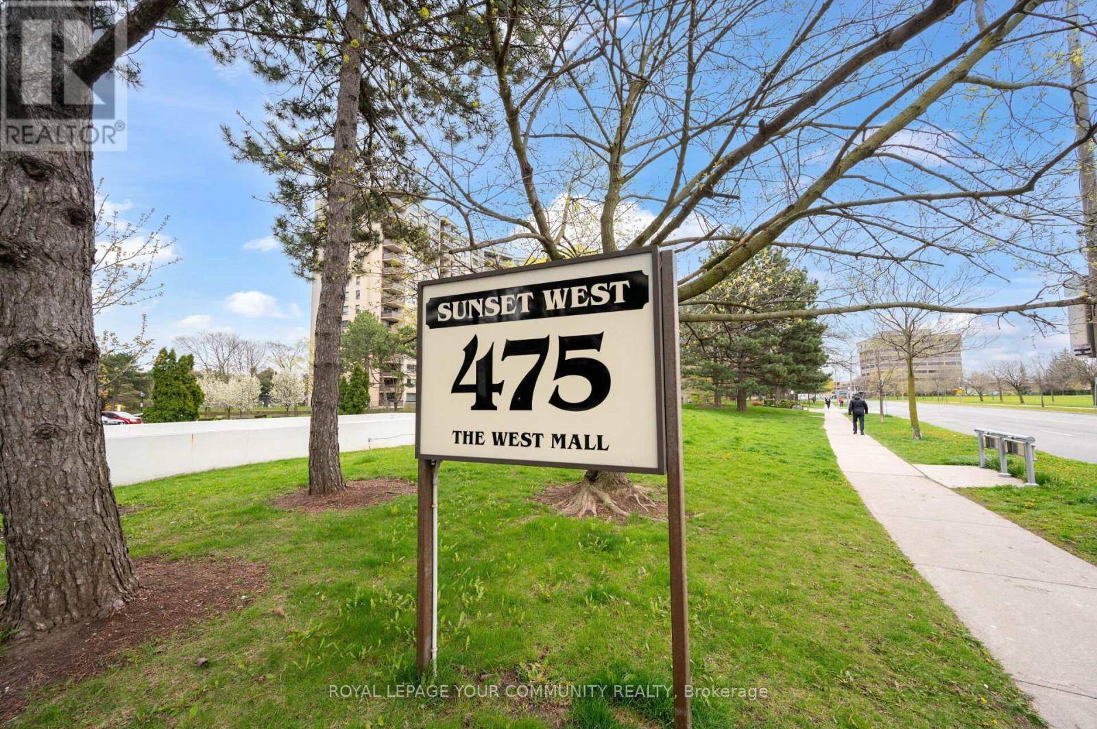 Toronto (etobicoke West Mall), ON M9C4Z3,475 The West Mall #714