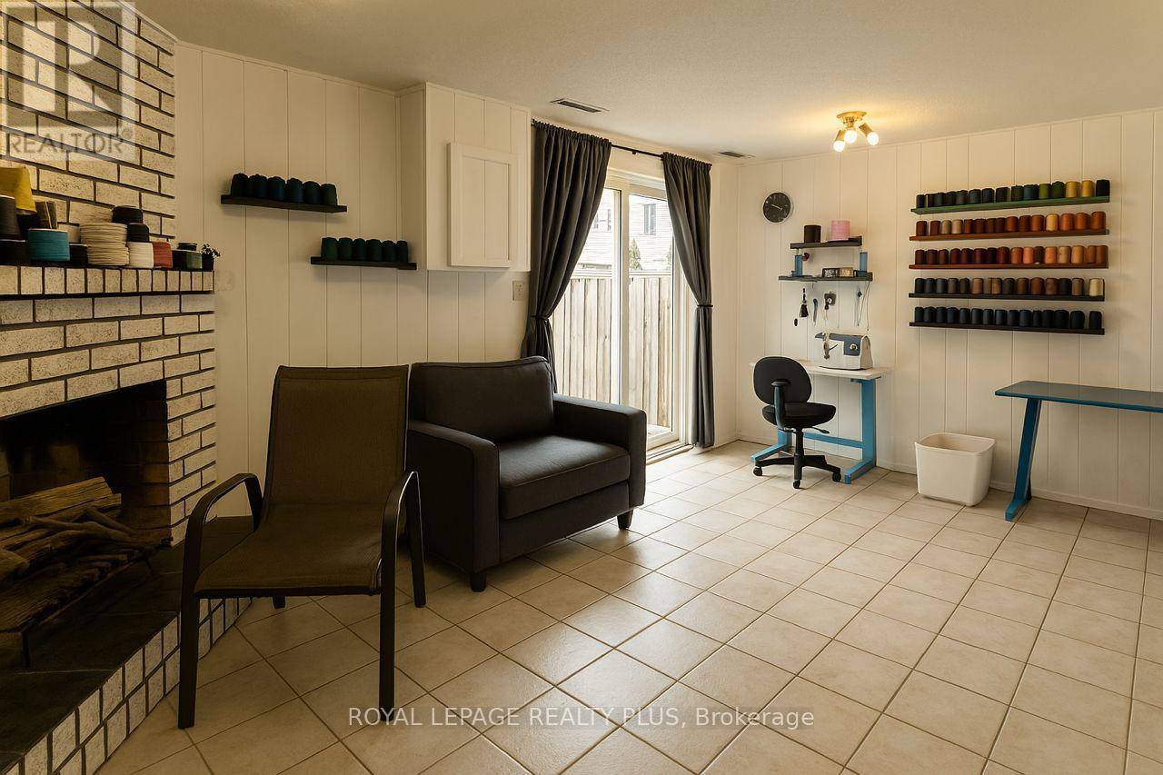 Mississauga (rathwood), ON L4W2S8,2120 Rathburn RD East #113