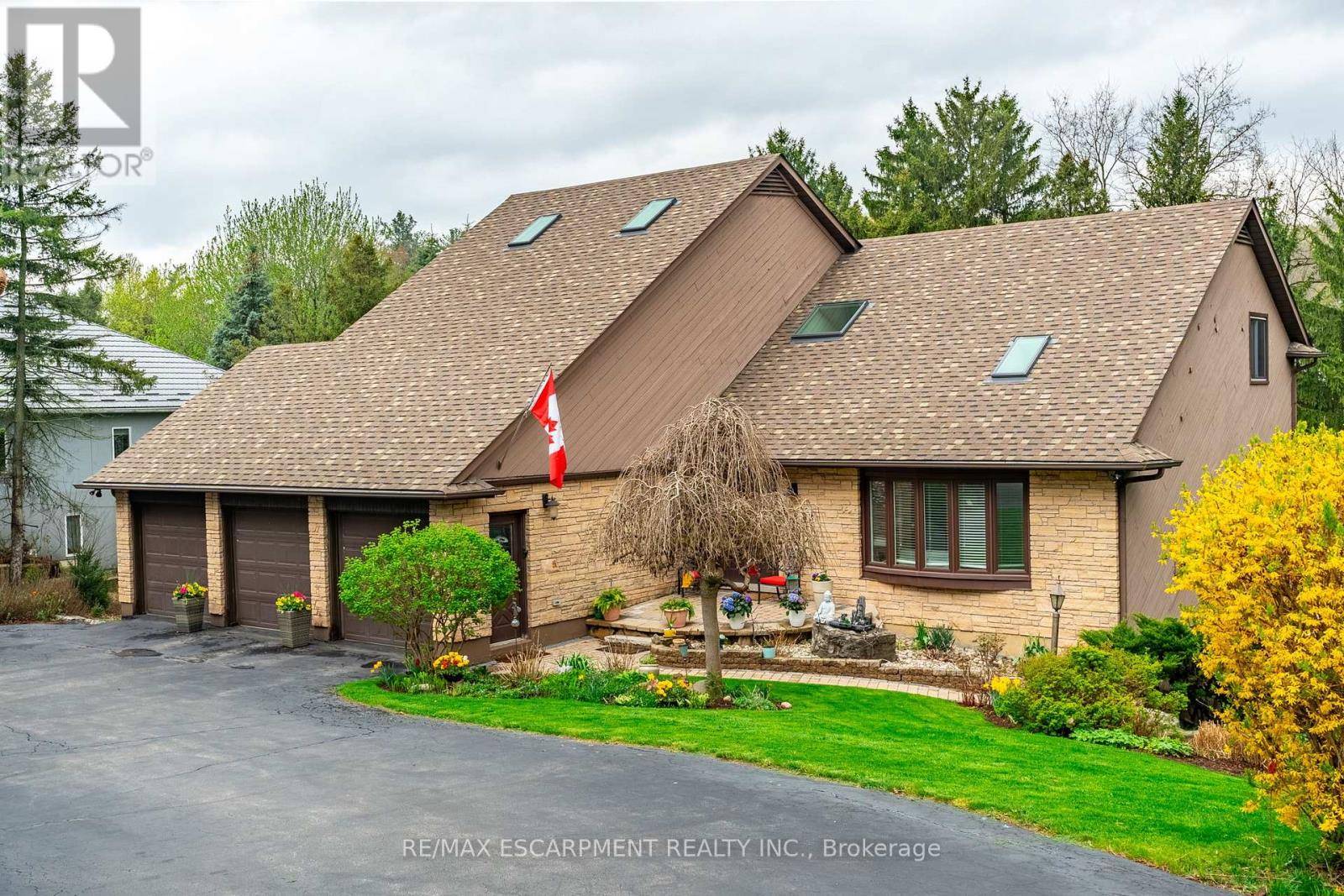 Burlington (grindstone), ON L7P4Y4,1962 SNAKE ROAD