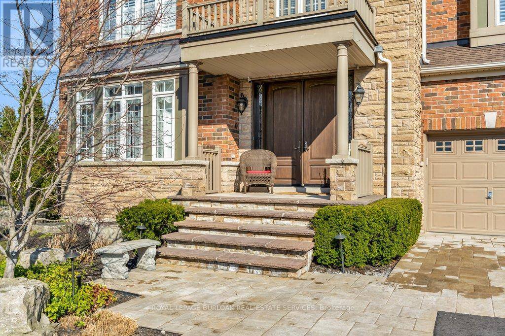 Burlington (rose), ON L7M5C1,4208 KANE CRESCENT