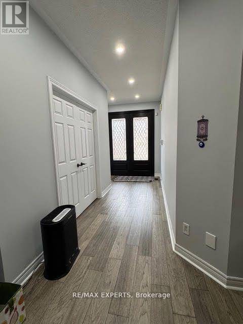 Brampton (vales Of Castlemore North), ON L6P1V8,17 BELLEVILLE DRIVE