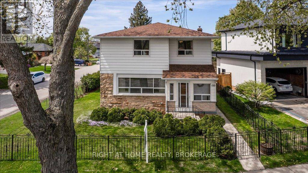 Oakville (co Central), ON L6K2E1,133 PRINCE CHARLES DRIVE