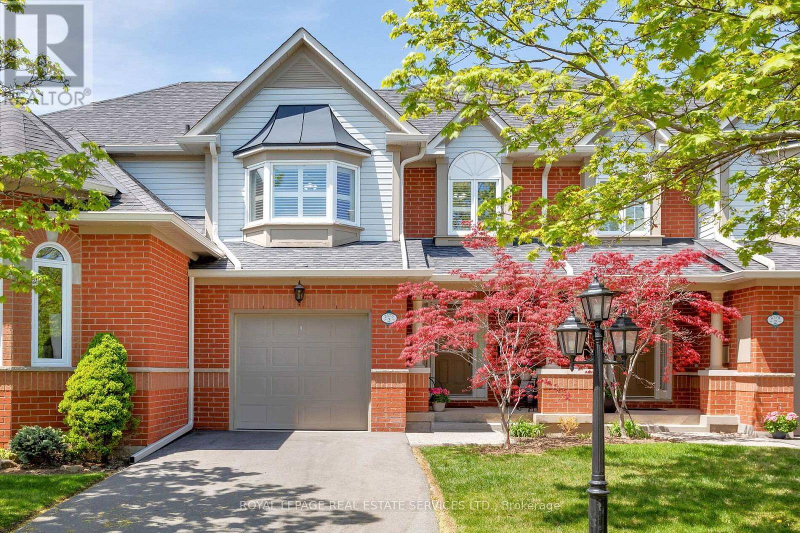 Burlington (rose), ON L7M4H9,2175 Country Club DR #3