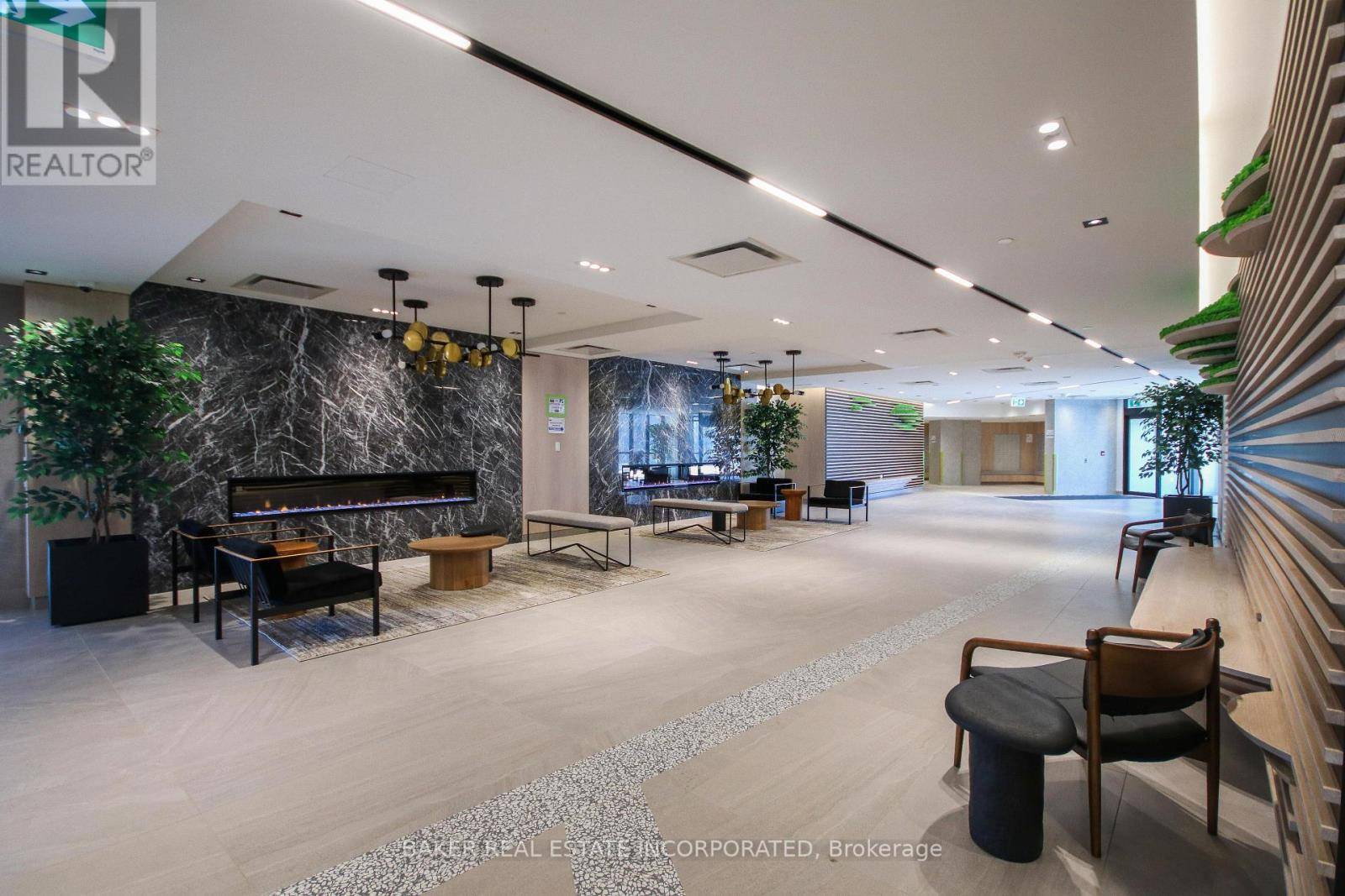 Toronto (downsview-roding-cfb), ON M3K0C9,50 George Butchart DR #120
