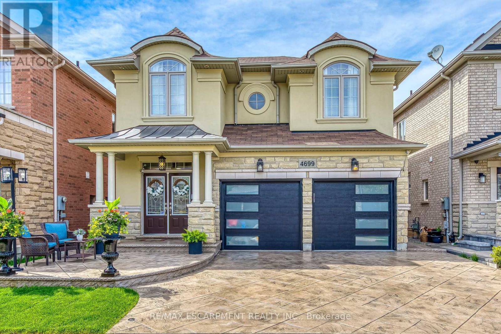 Burlington (alton), ON L7M0K2,4699 IRENA AVENUE
