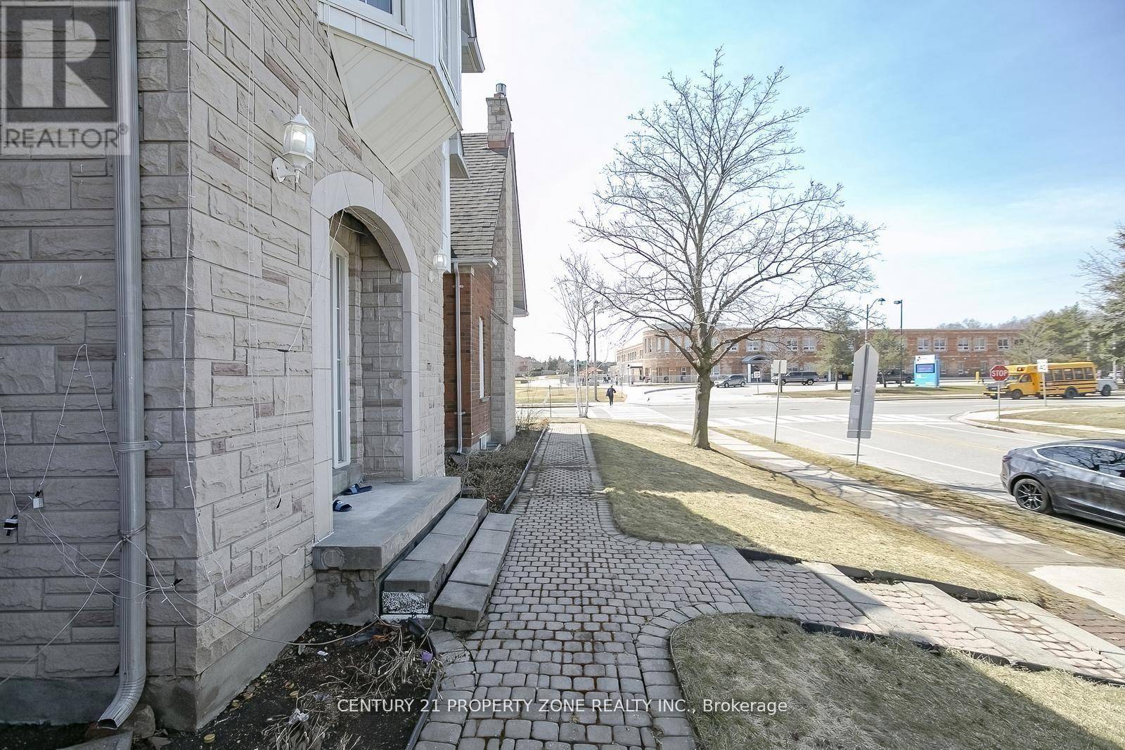 Brampton (sandringham-wellington), ON L6R1J1,151 MOUNTAINASH ROAD