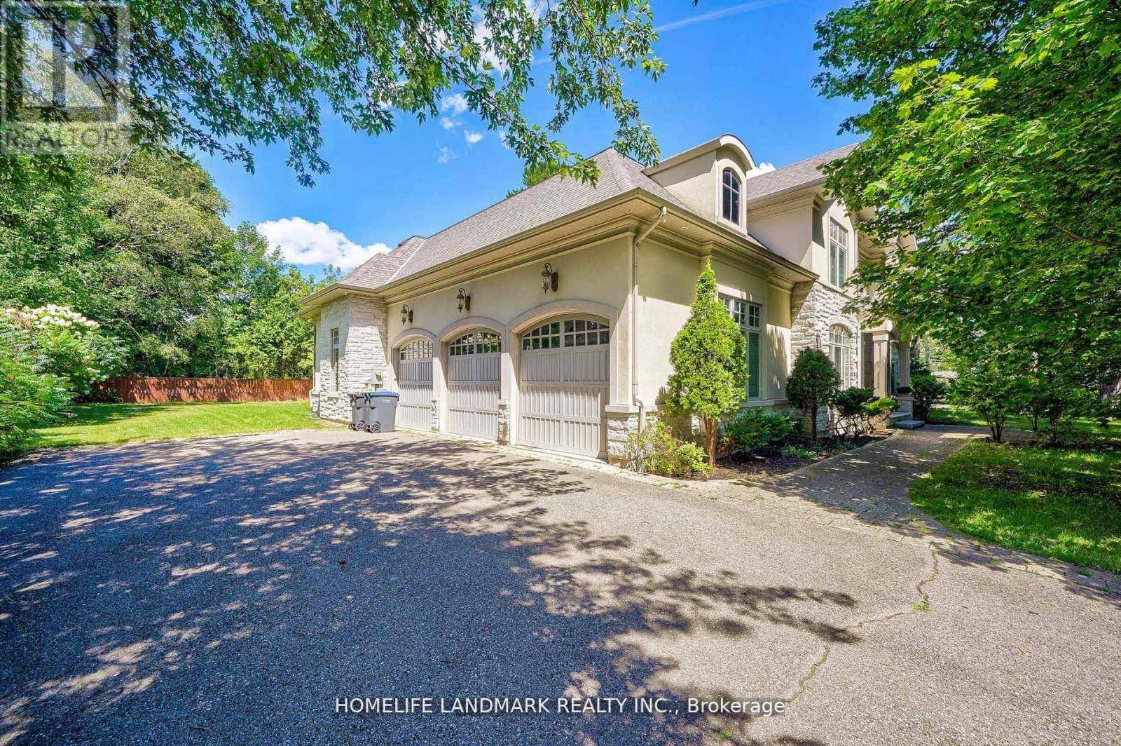 Mississauga (clarkson), ON L5J2S3,450 MEADOW WOOD ROAD