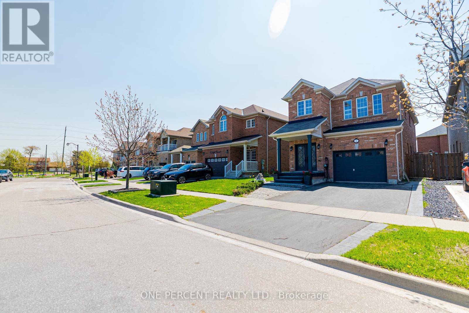 Halton Hills (georgetown), ON L7G0H7,6 DUFFEL CRESCENT