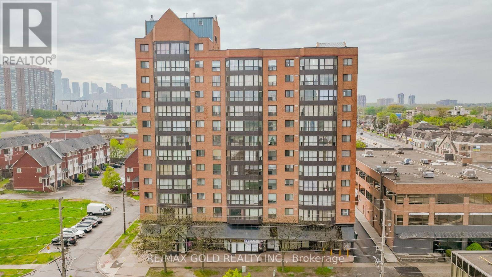 Mississauga (cooksville), ON L5B3X7,25 Agnes ST #201