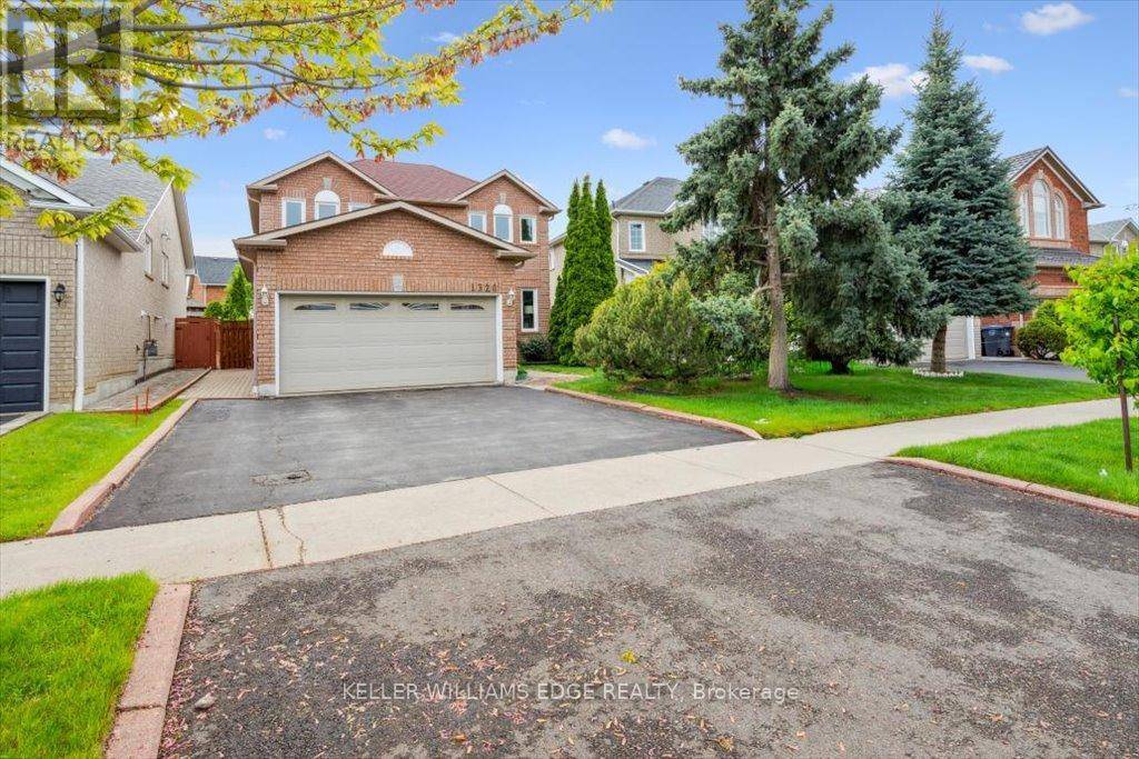 Mississauga (east Credit), ON L5V2E5,1326 MIDGREEN LANE