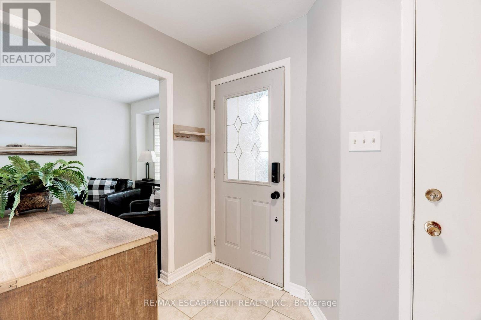 Burlington (brant Hills), ON L7P4M1,2408 PAULA COURT