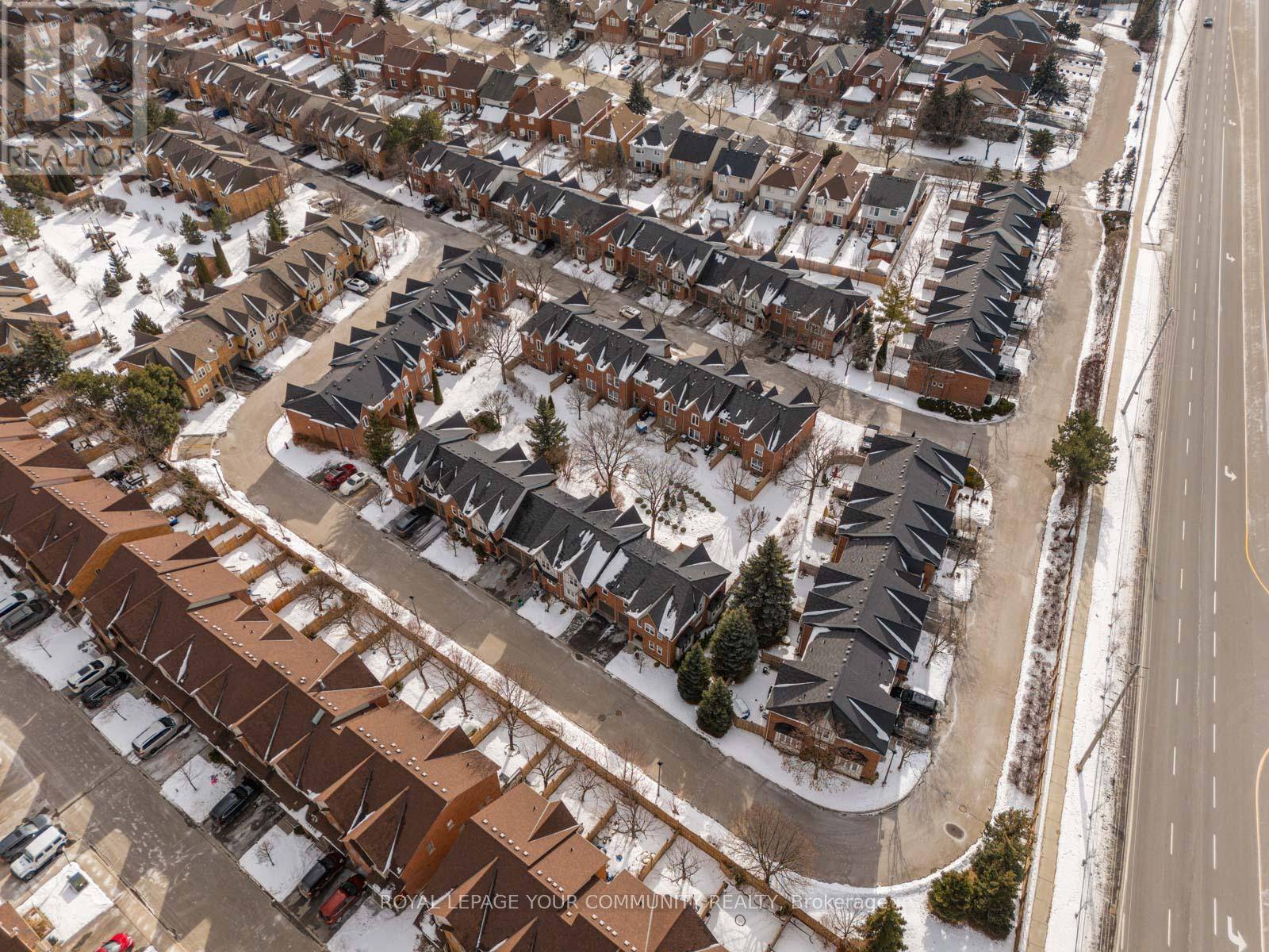 Mississauga (central Erin Mills), ON L5M5X1,5865 Dalebrook CRES #58B