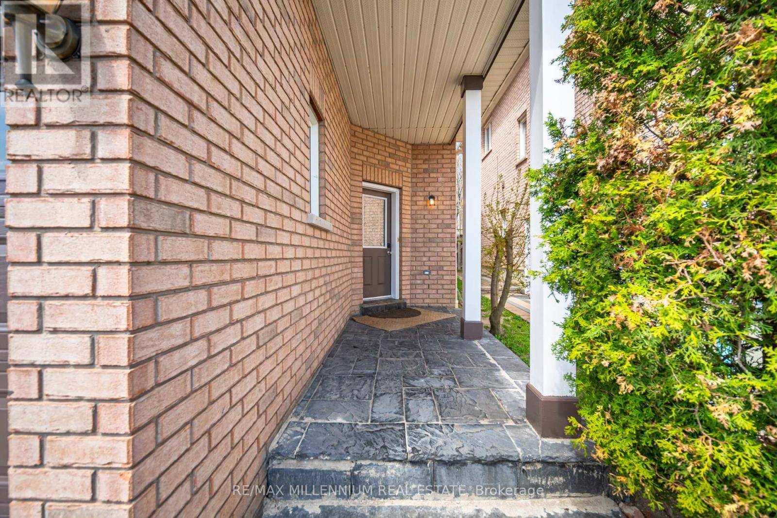 Mississauga (meadowvale Village), ON L5W1J9,961 Knotty Pine GRV #961