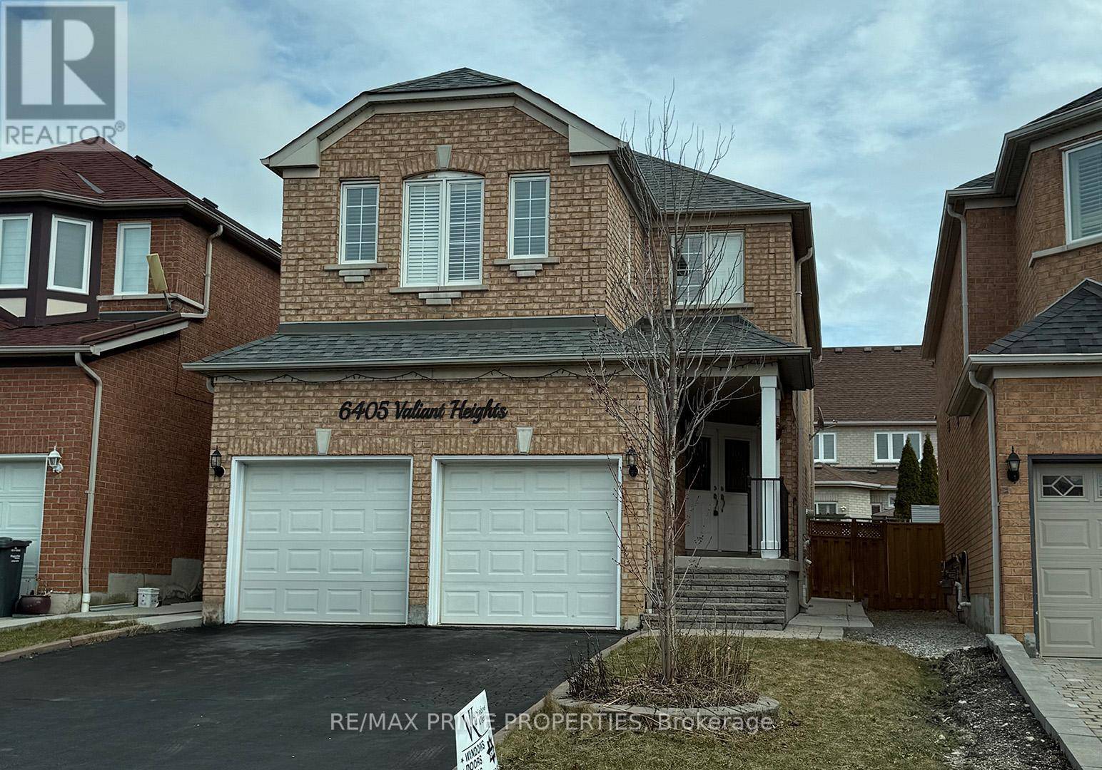Mississauga (meadowvale Village), ON L5W1E2,6405 Valiant HTS #BSMT