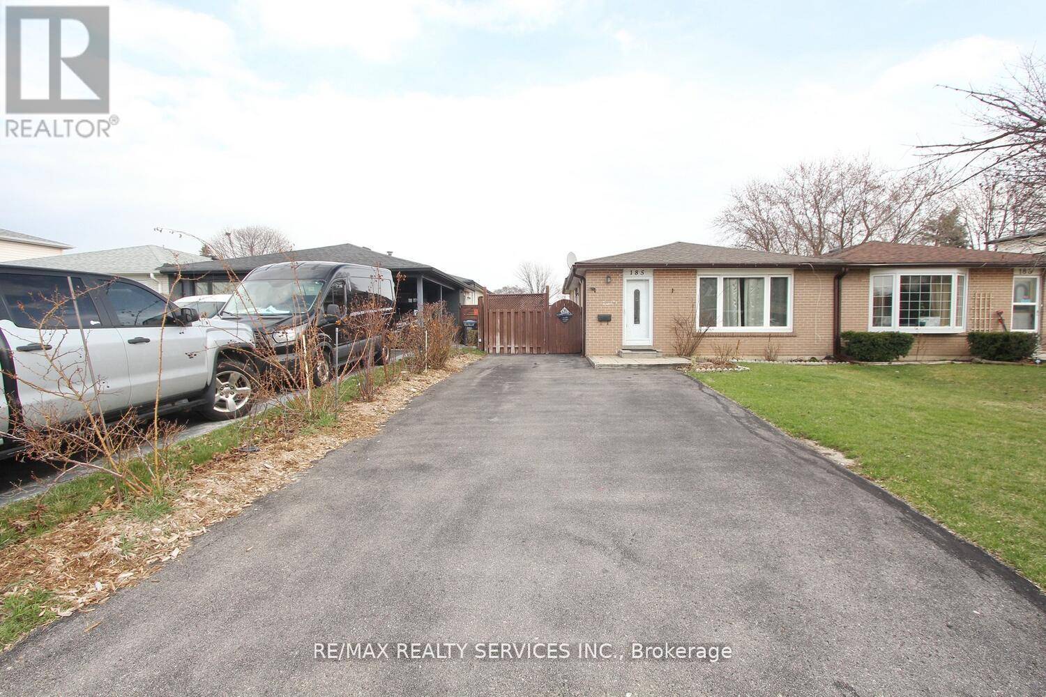 Brampton (southgate), ON L6T2B6,185 EARNSCLIFFE CIRCLE