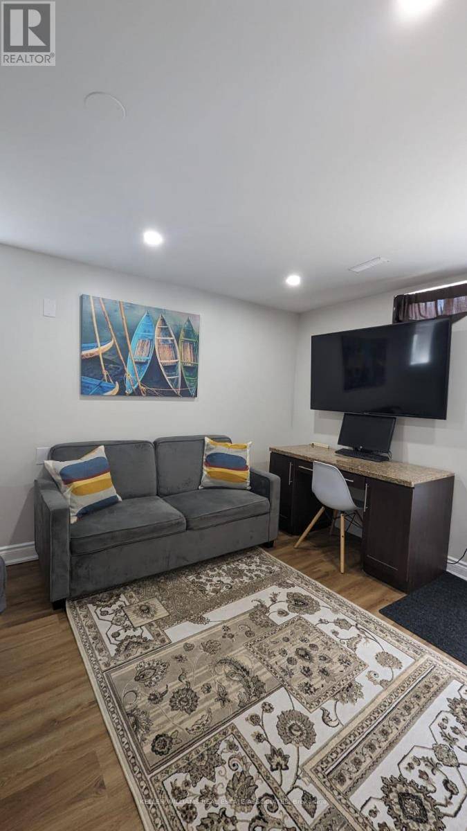 Mississauga (lisgar), ON L5N7A7,6275 Maple Gate CIR #Bsmt