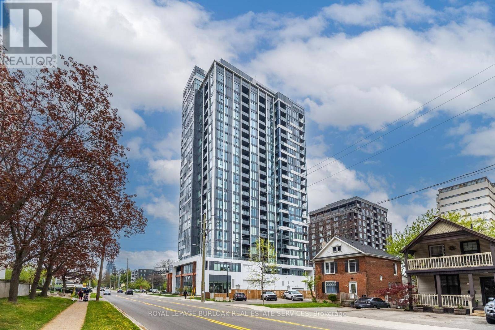 Burlington (brant), ON L7S0A5,500 Brock AVE #701