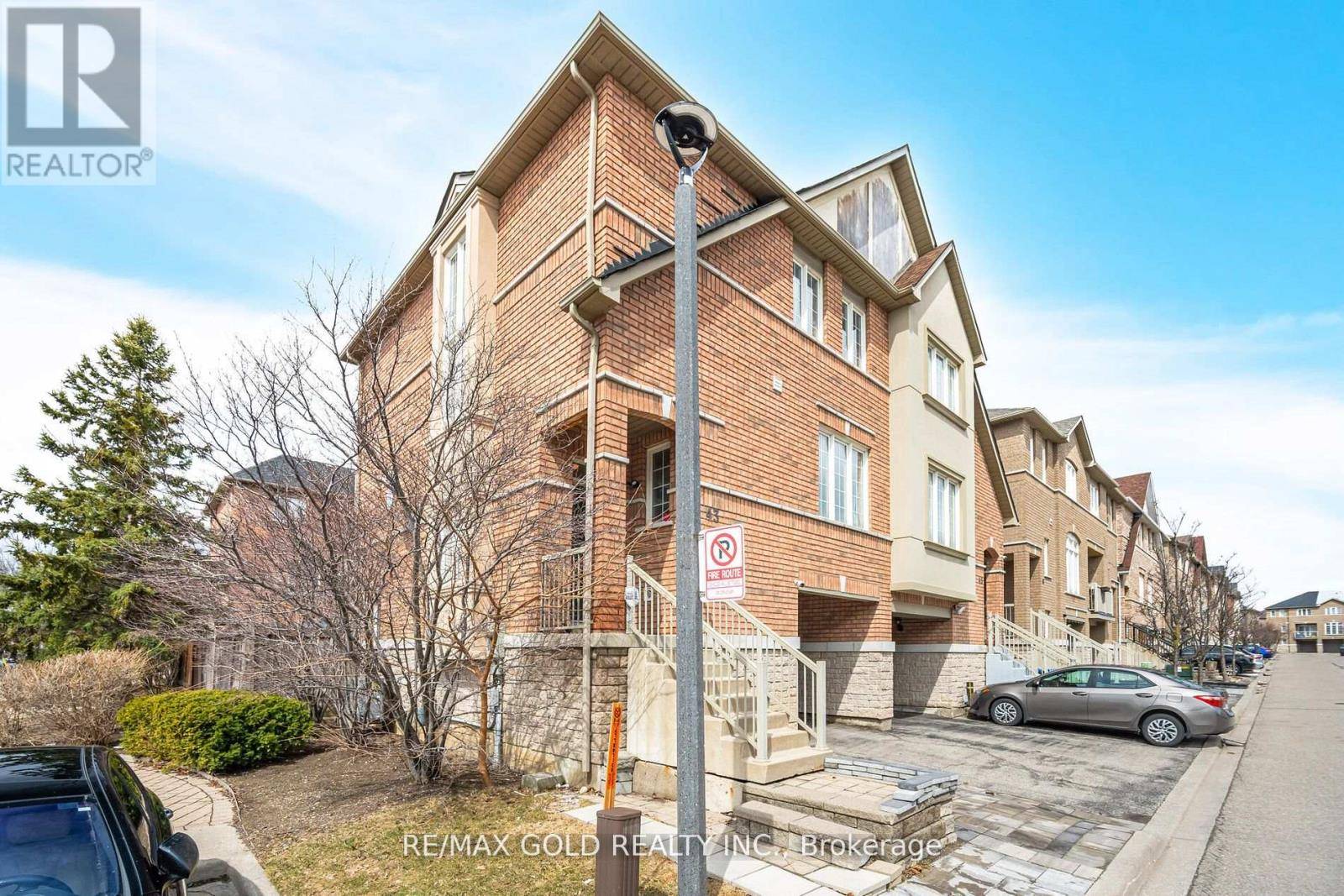 Mississauga (meadowvale Village), ON L5W1Y8,7155 Magistrate TER #43