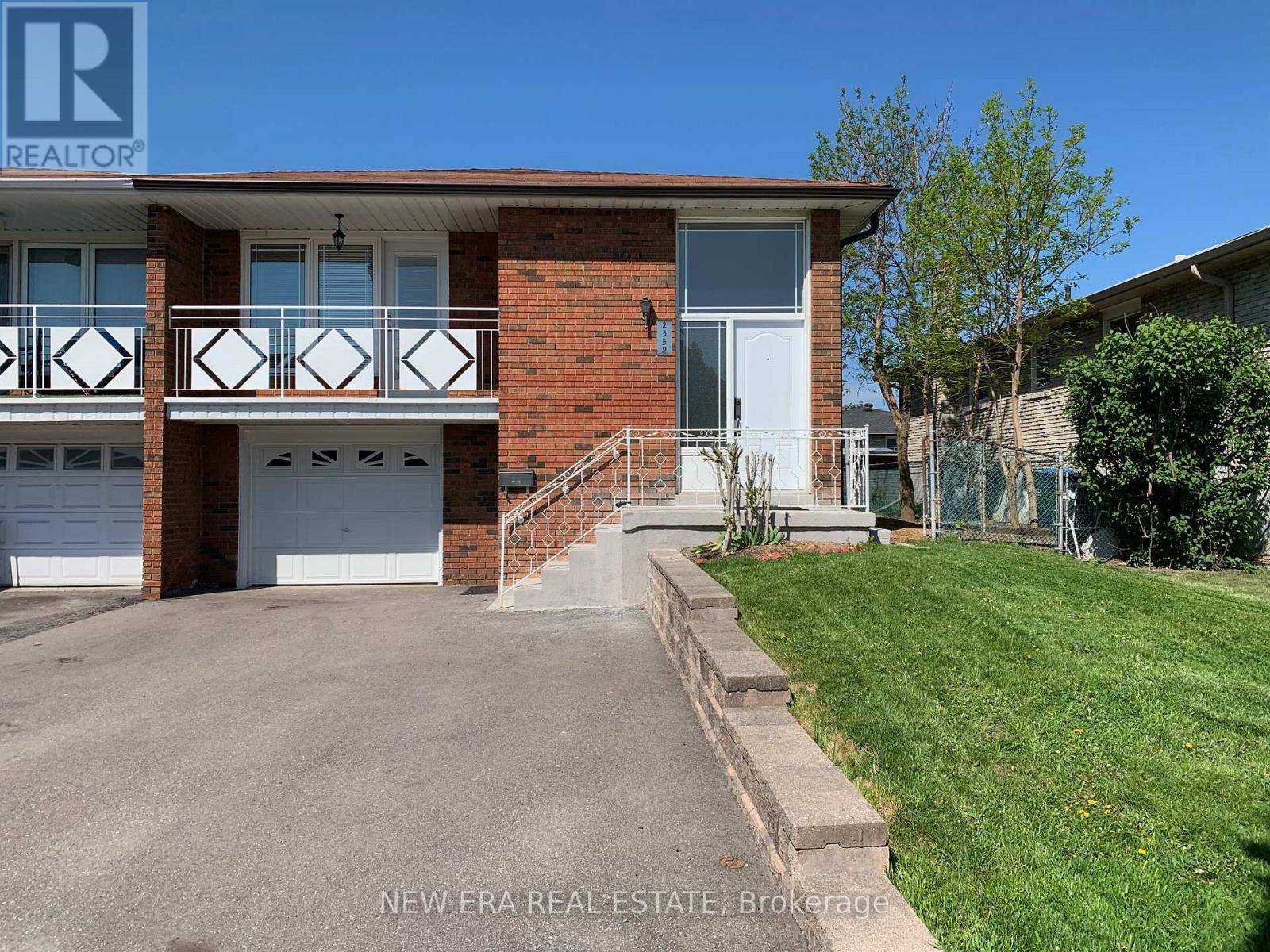 Mississauga (cooksville), ON L5B2K7,2559 KINGSBERRY CRESCENT