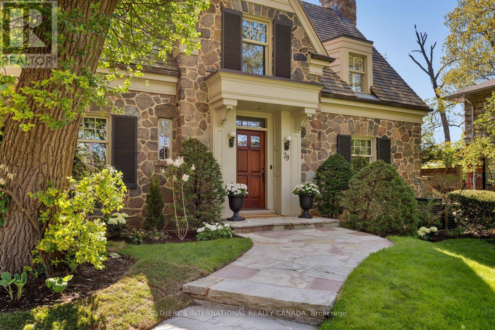 Toronto (lambton Baby Point), ON M6S2B7,79 BABY POINT CRESCENT