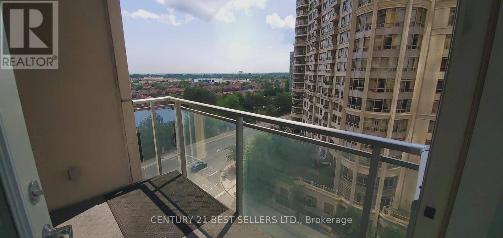 Mississauga (city Centre), ON L5B3Y5,225 Webb DR #801
