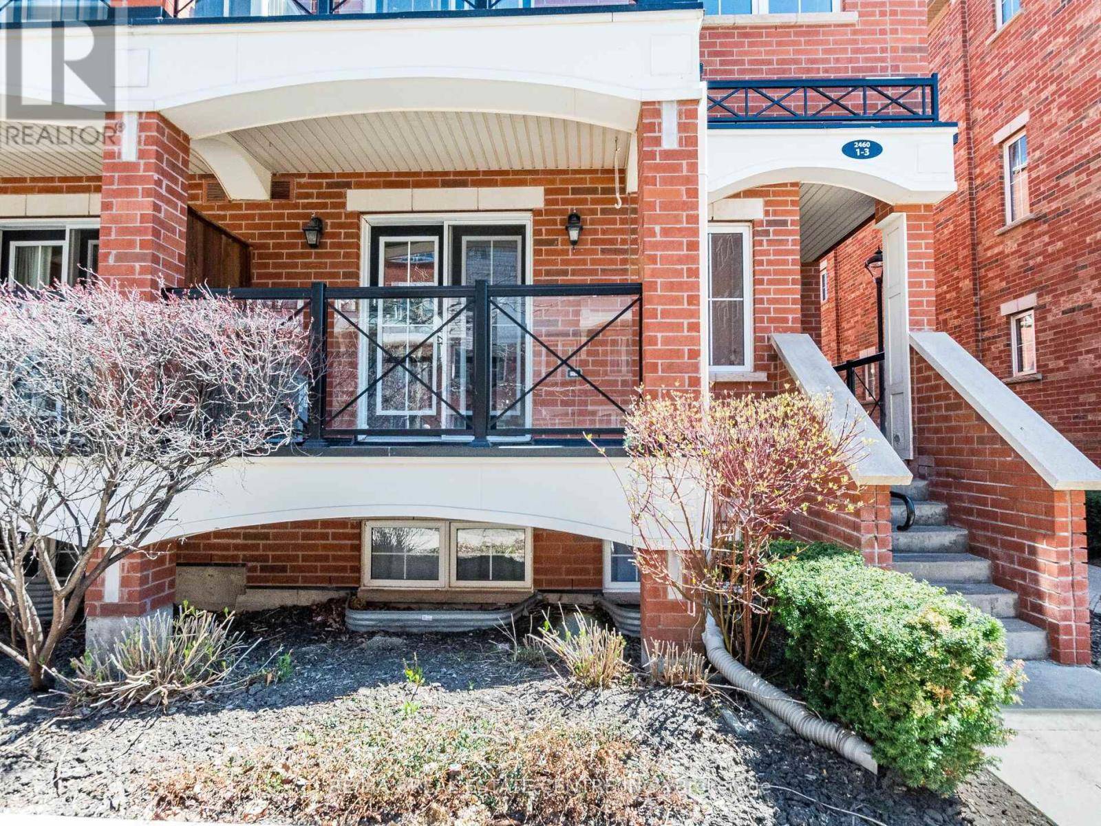 Oakville (ro River Oaks), ON L6H0J2,2460 Post RD #3