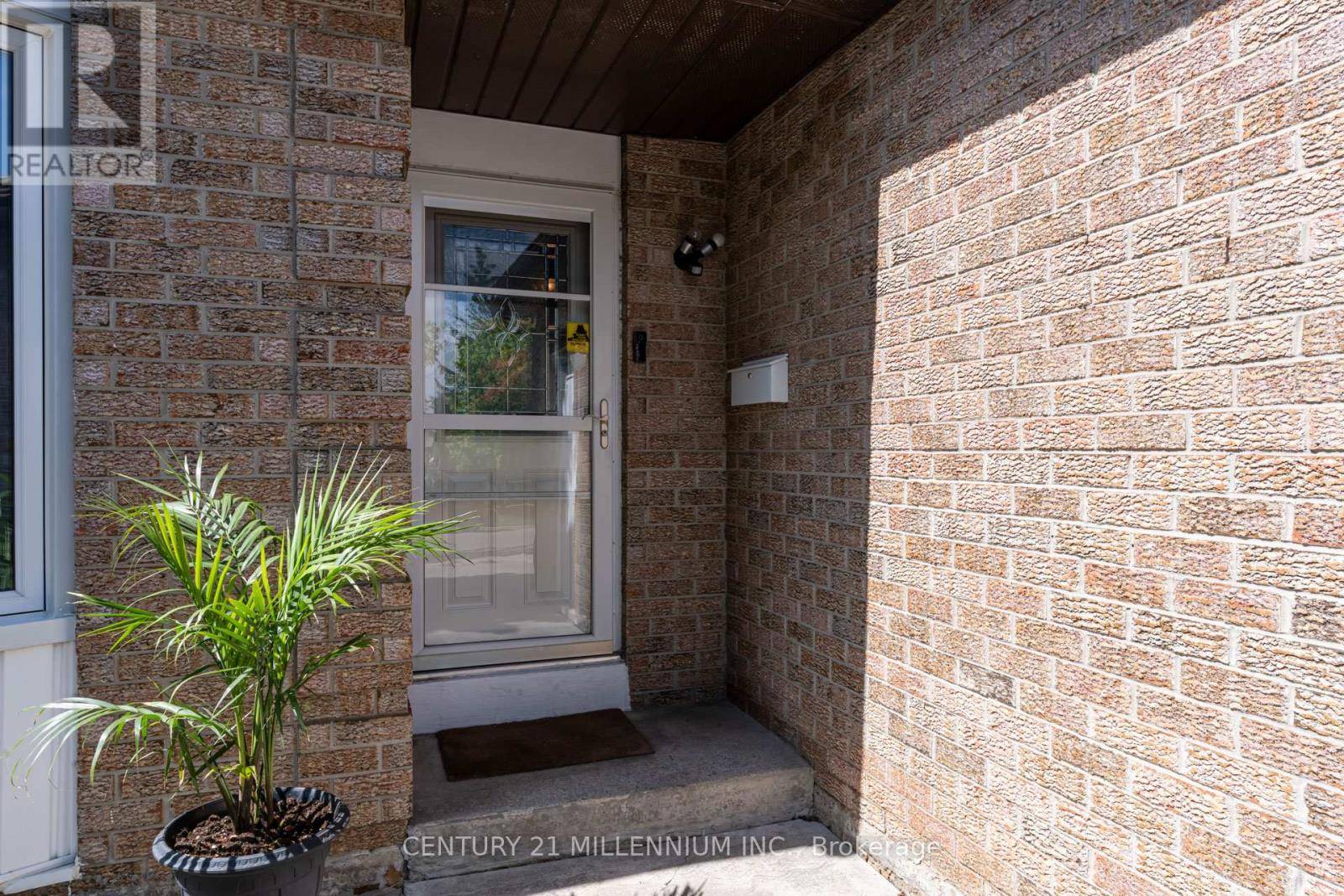 Brampton (westgate), ON L6S4V4,56 NUTTALL STREET