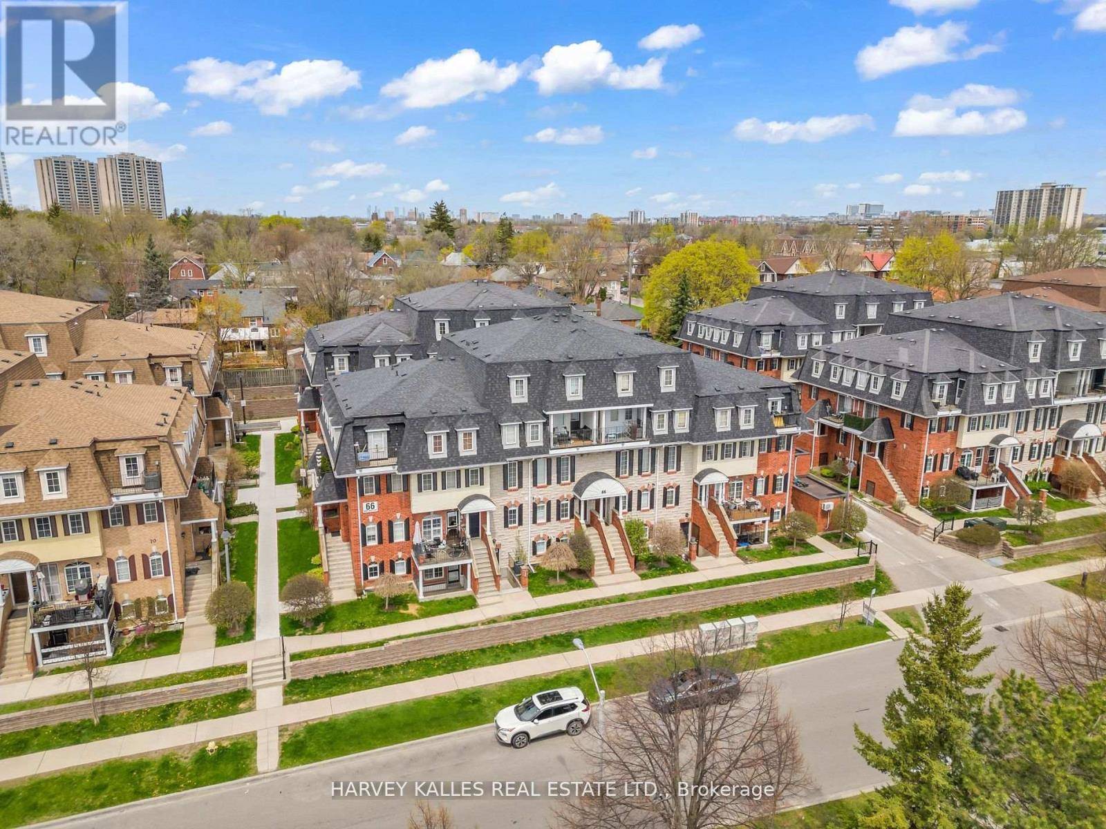 Toronto (weston), ON M6M5J4,66 Sidney Belsey CRES #201