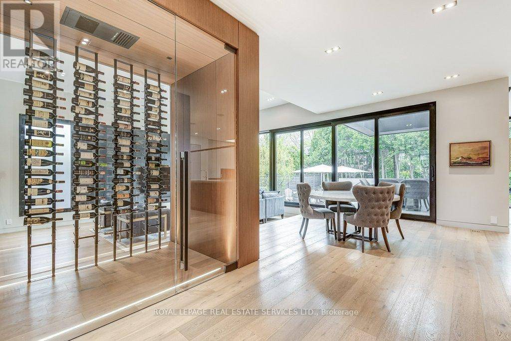 Oakville (sw Southwest), ON L6K2J7,144 SPARLING COURT