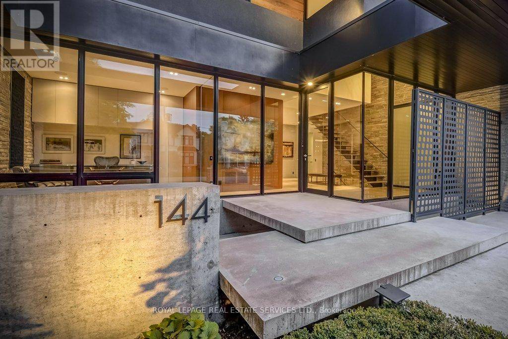 Oakville (sw Southwest), ON L6K2J7,144 SPARLING COURT