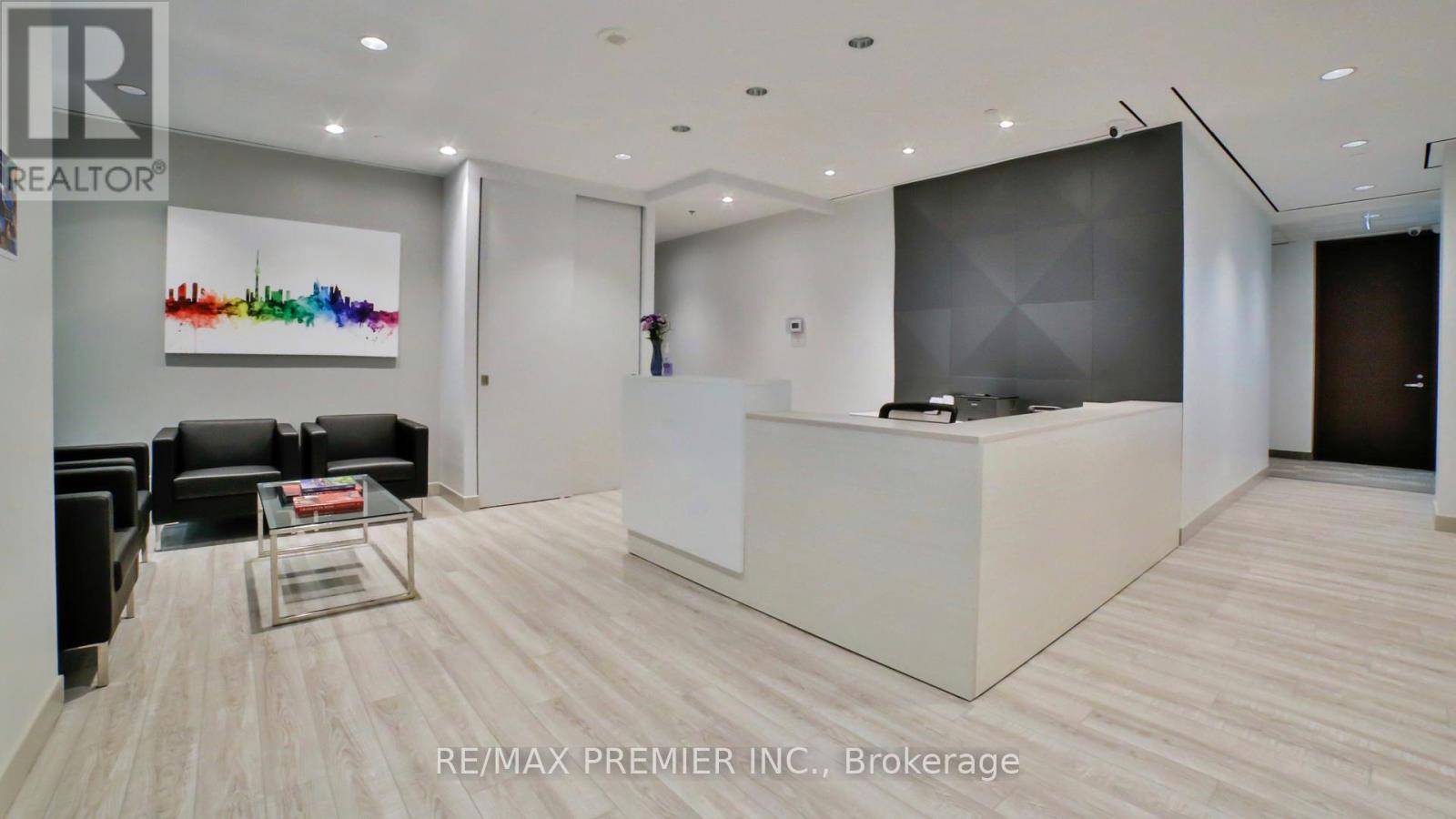 Oakville (wp Winston Park), ON L6H6X7,2020 Winston Park DR #200-28