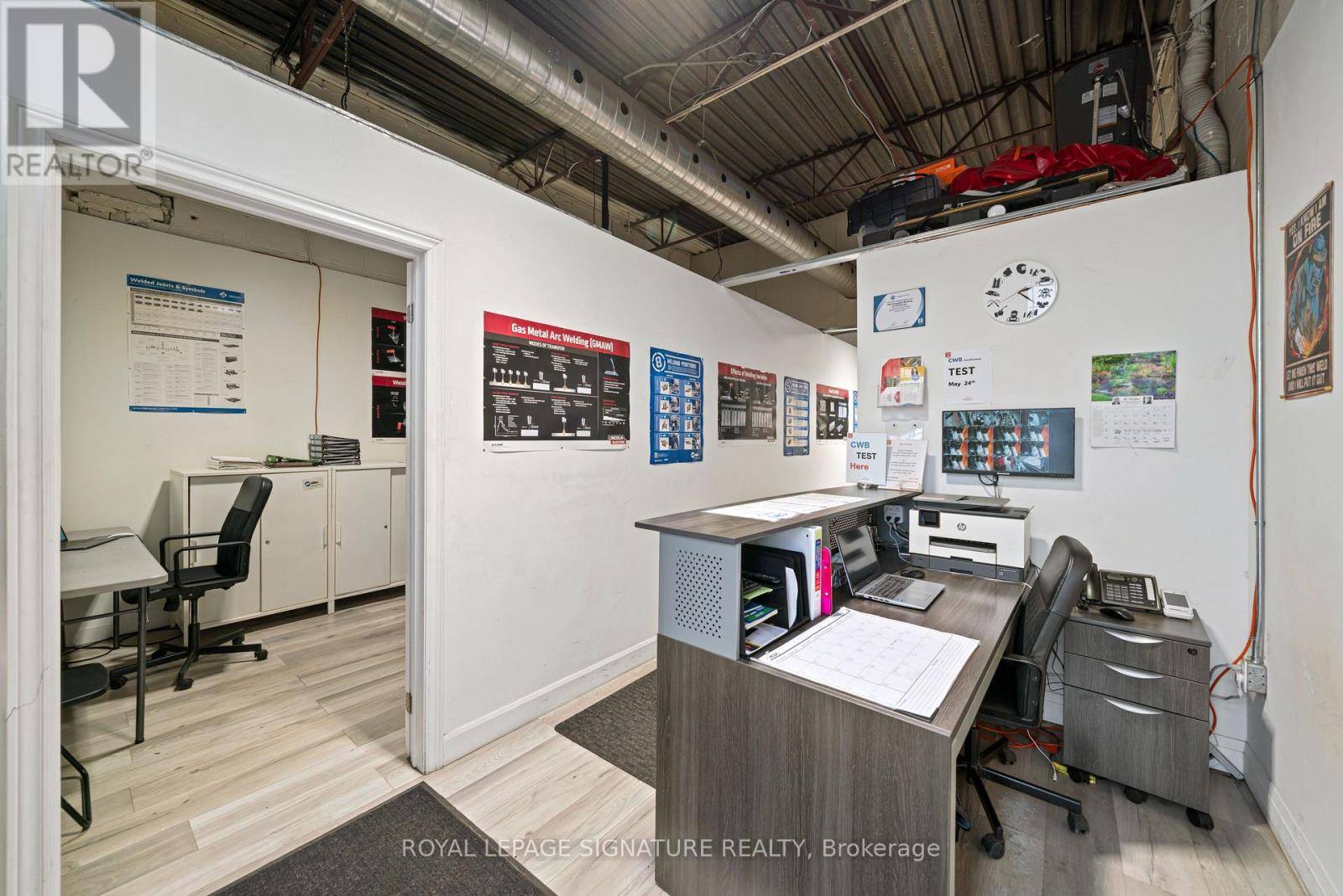 Toronto (glenfield-jane Heights), ON M3N1H7,270 EDDYSTONE AVENUE
