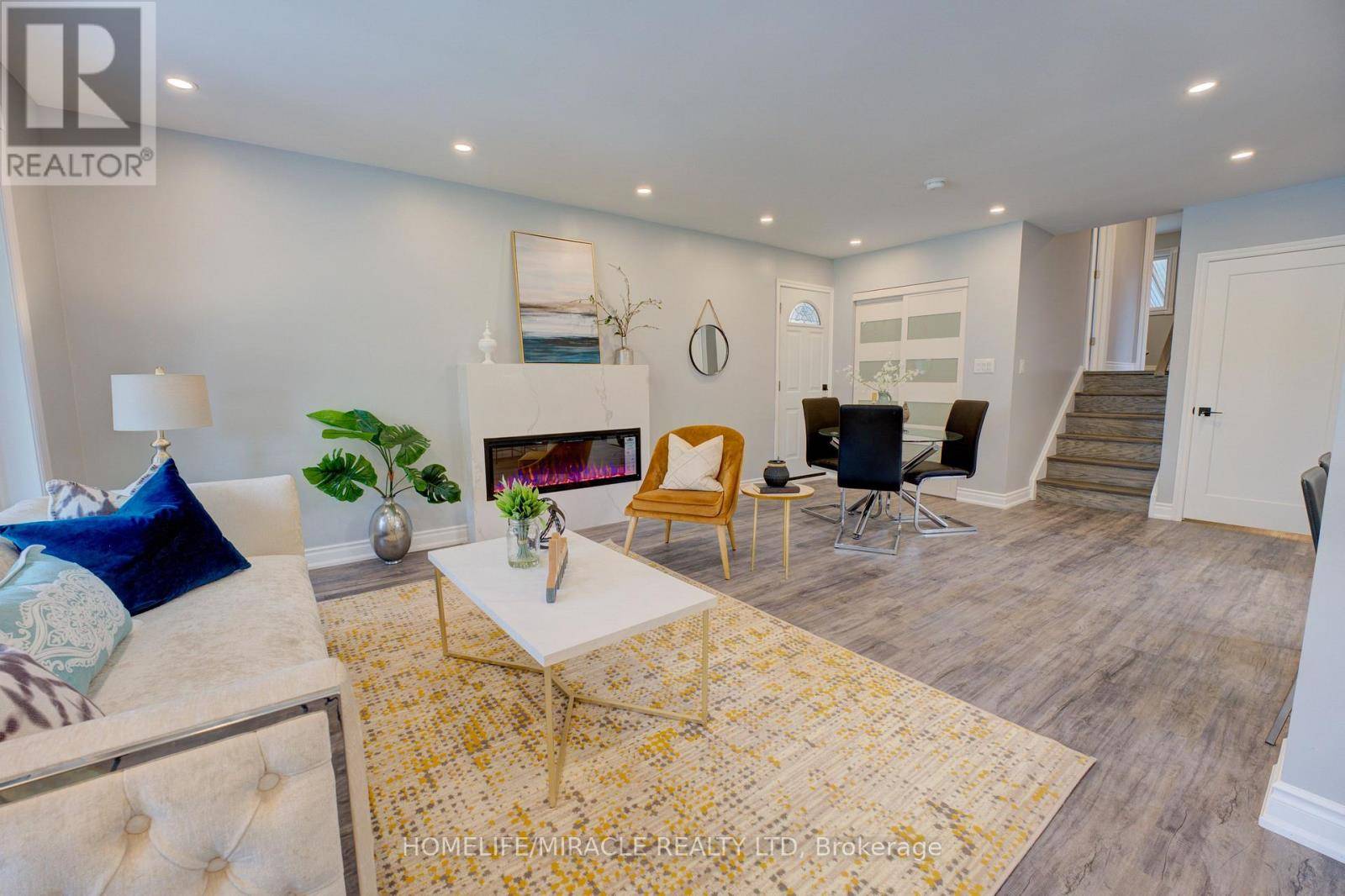 Toronto (mount Olive-silverstone-jamestown), ON M9V3G4,85 SILVERSTONE DRIVE