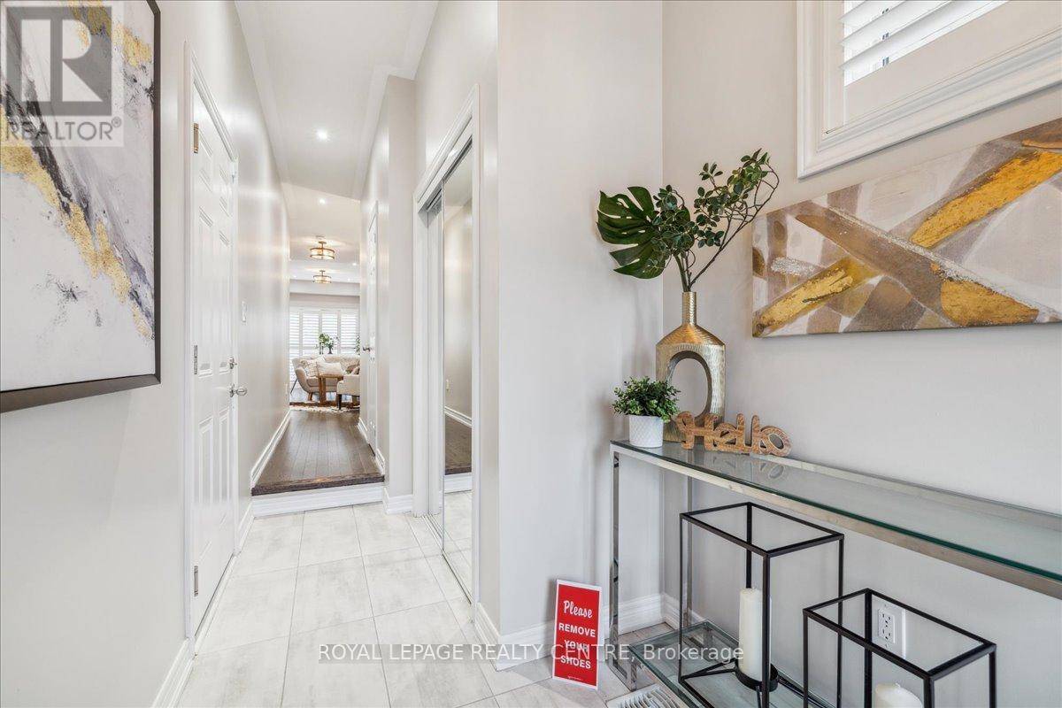 Burlington (alton), ON L7M0Z8,3946 LEONARDO STREET