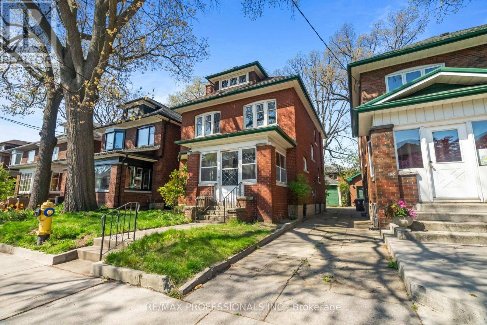 Toronto (lambton Baby Point), ON M6S4C2,56 HUMBER TRAIL