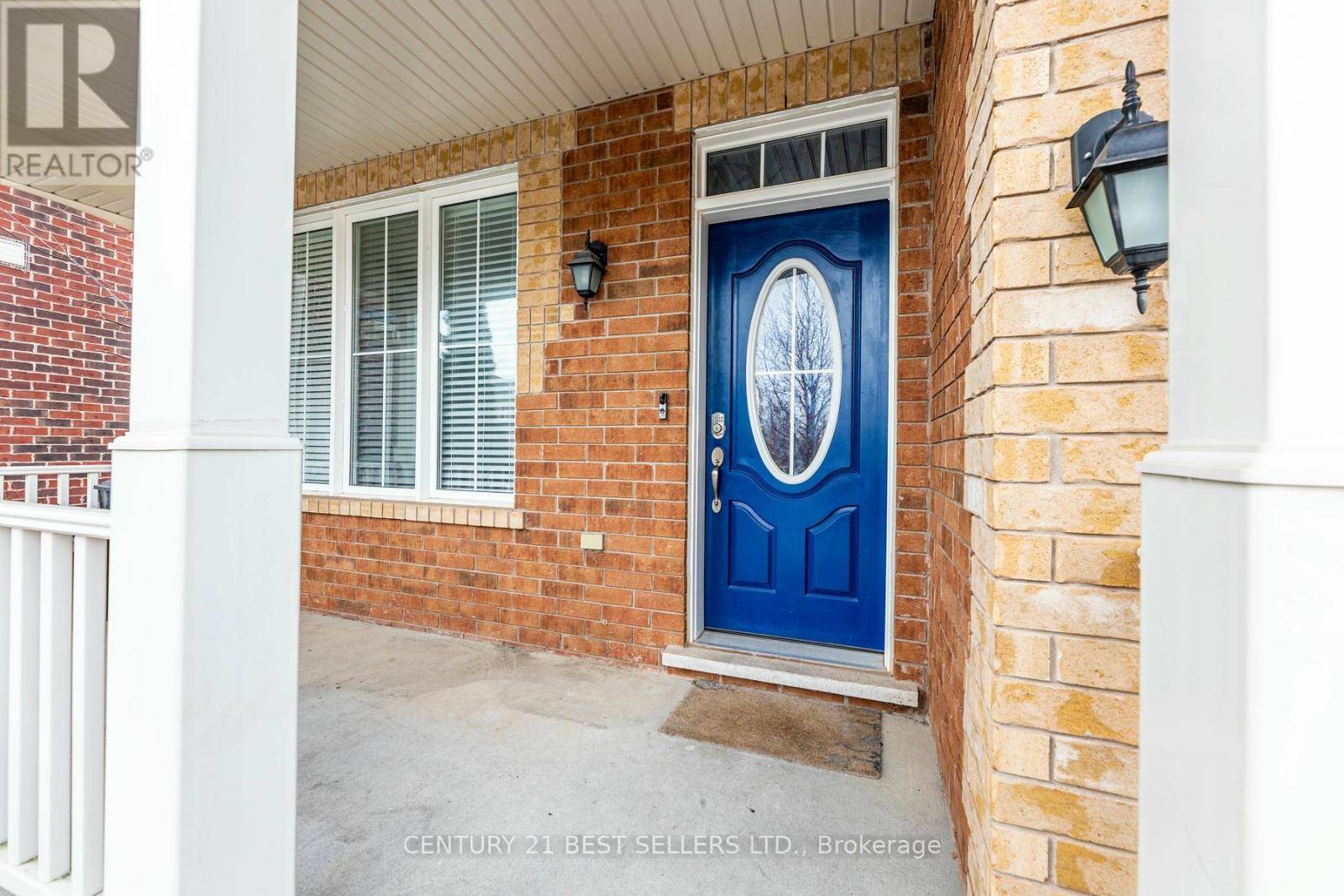 Milton (wi Willmott), ON L9T8J8,436 TYRONE CRESCENT