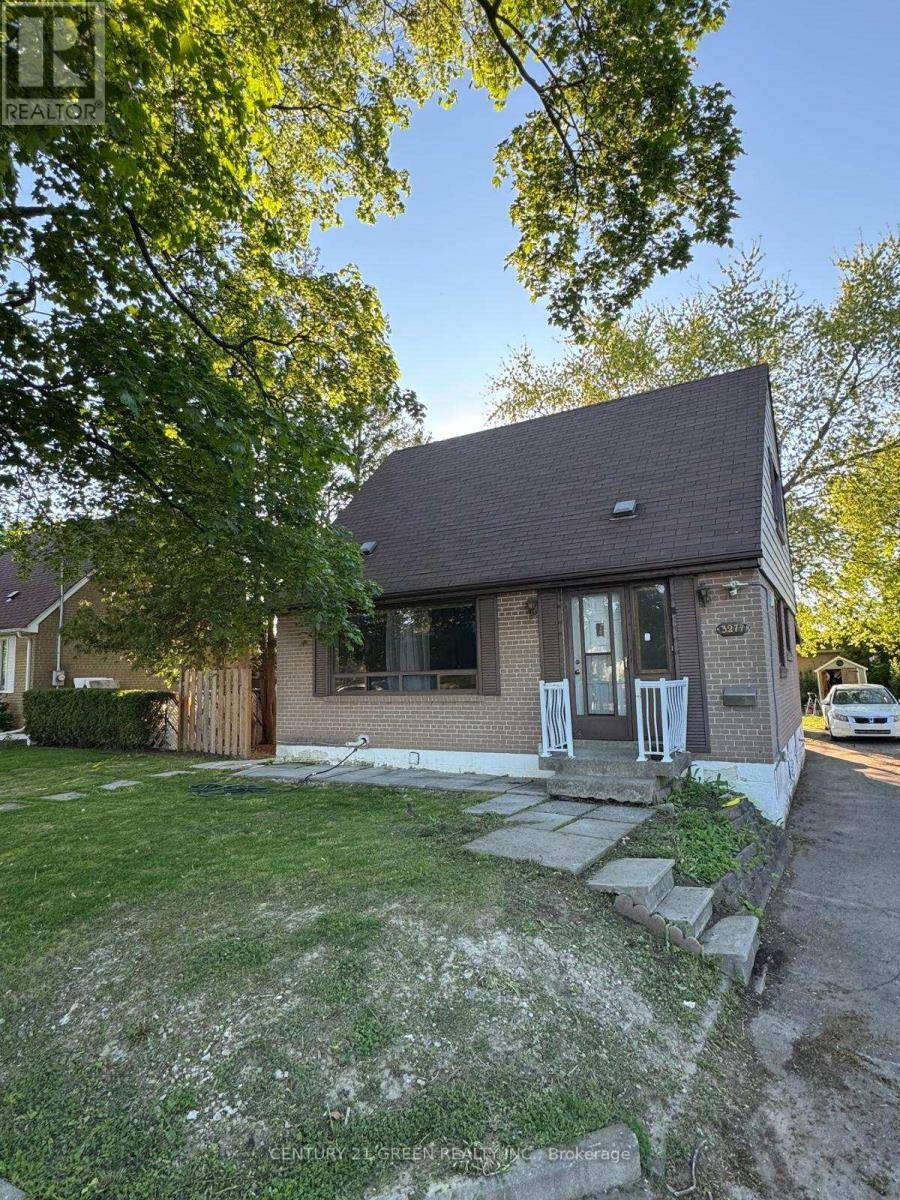Mississauga (malton), ON L4T1S3,3277 CAPRICORN CRESCENT