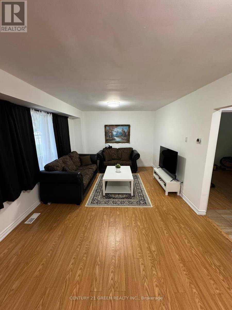 Mississauga (malton), ON L4T1S3,3277 CAPRICORN CRESCENT