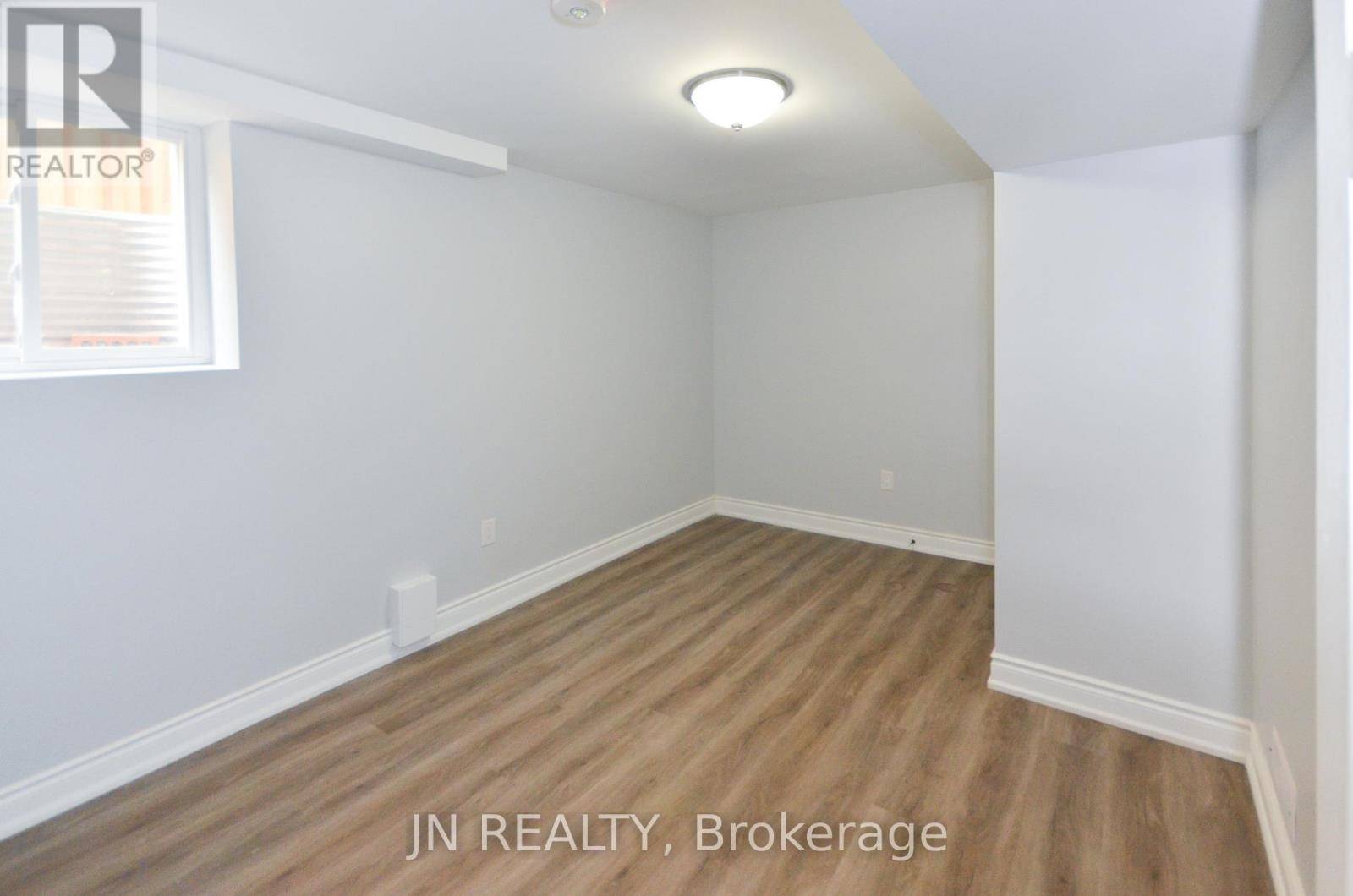 Caledon, ON L7C3R4,34 Mcechearn CRES #Bsmt
