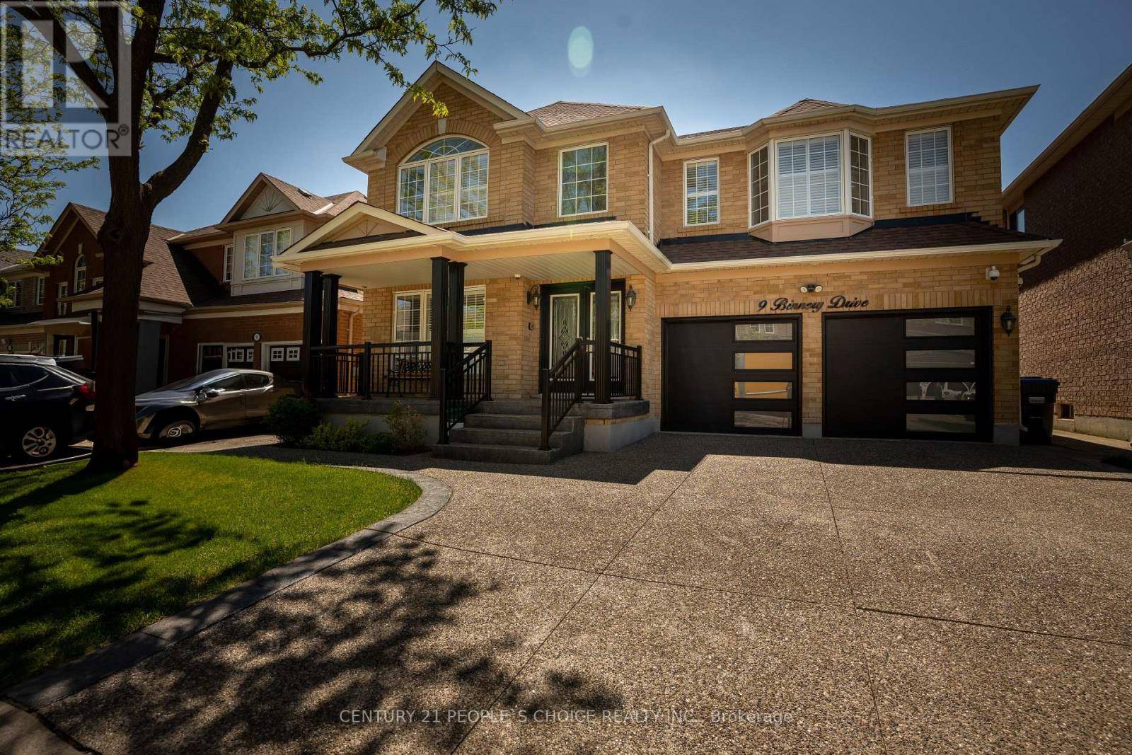 Brampton (vales Of Castlemore), ON L6P1A3,9 BINNERY DRIVE